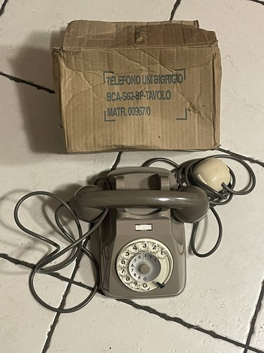 Telefono fisso vintage - a, disco