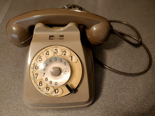 Telefono bigrigio disco - telefono, a